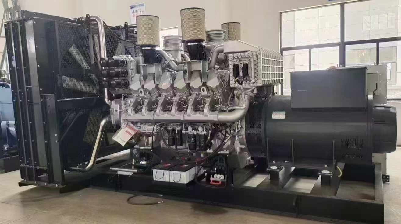 小金800KW柴油发电机组可以带动多少kw的设备？